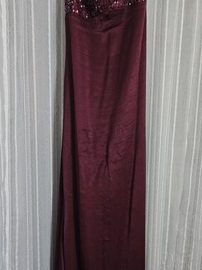 I am DELILAH Jade Maxi Dress